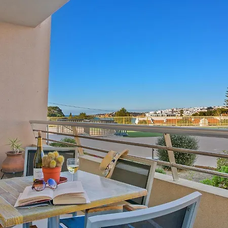 Apartamento Immaculate 1-Bed Beach Apartment In Albufeira *