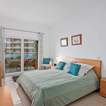 Immaculate 1-Bed Beach Apartment In Albufeira Albufeira